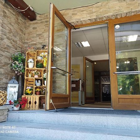 Apartmanovy Dom Fatrapark 1- Ap 318, Ap 306 Mezonet Ruzomberok Exterior foto